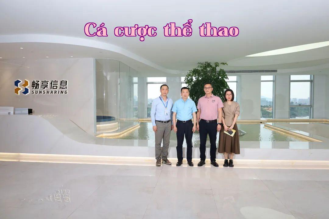 Hồ Lý3.jpg